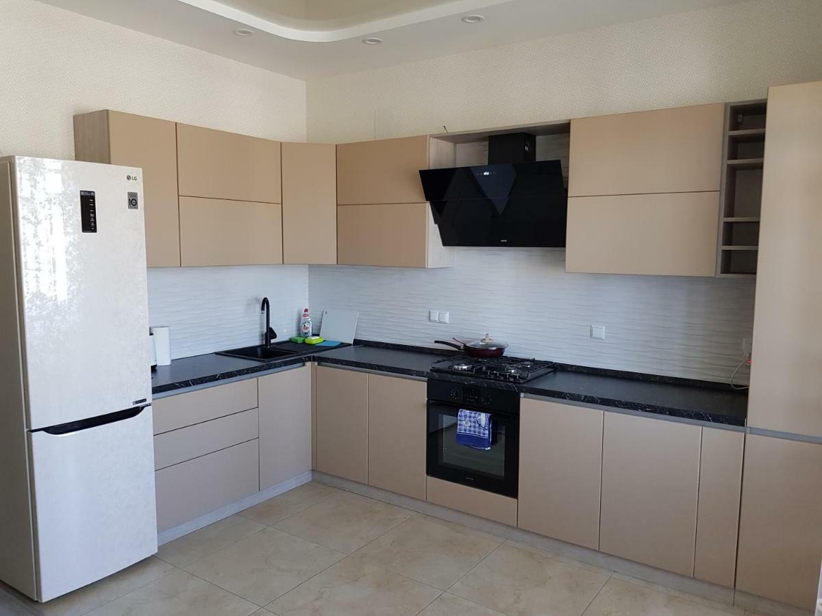 New Apartment On Parkovaya Tjornomorsk Eksteriør billede