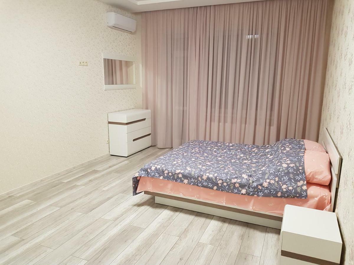 New Apartment On Parkovaya Tjornomorsk Eksteriør billede